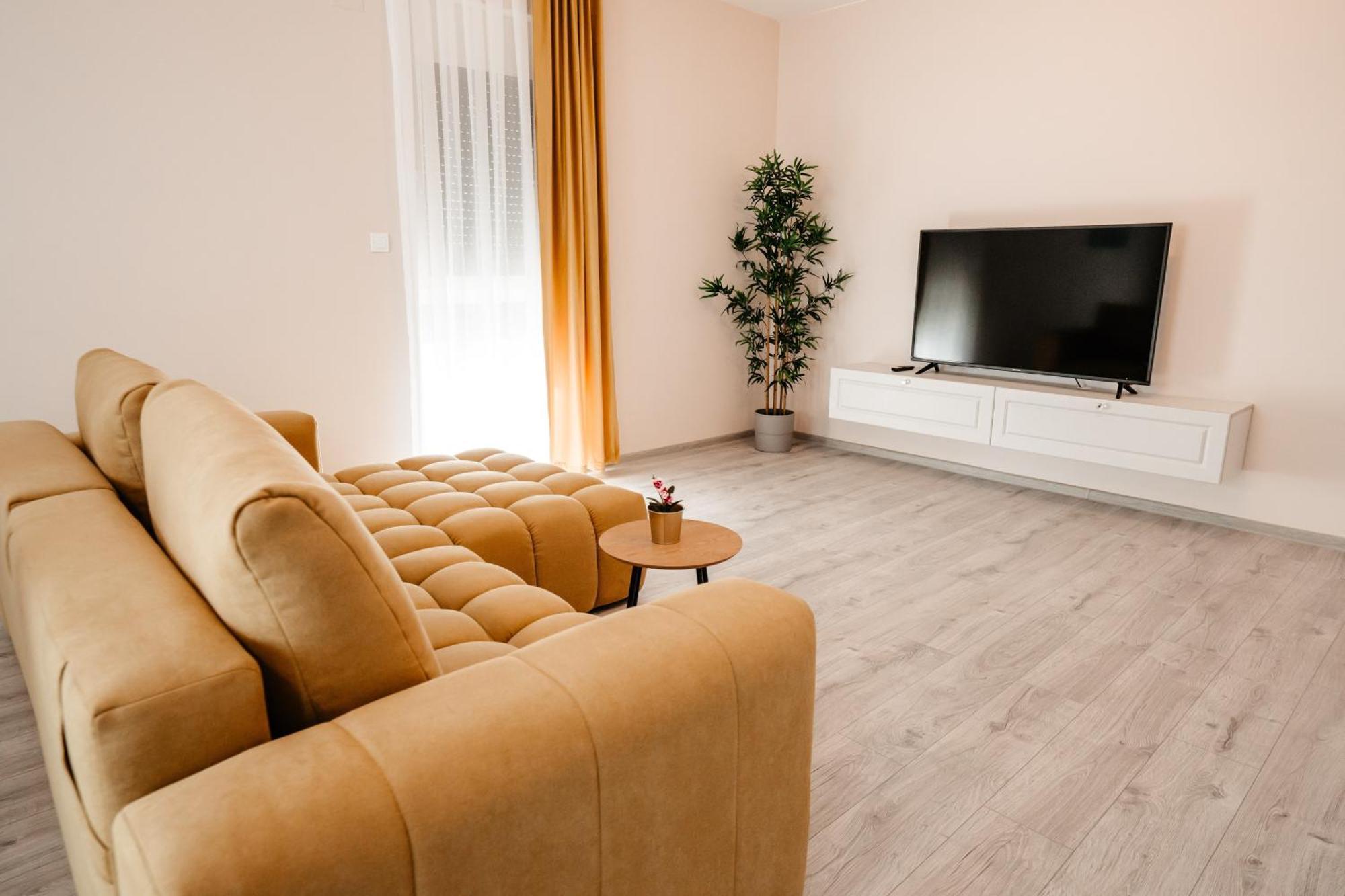 Sunrise View Apartment Oradea Exteriör bild