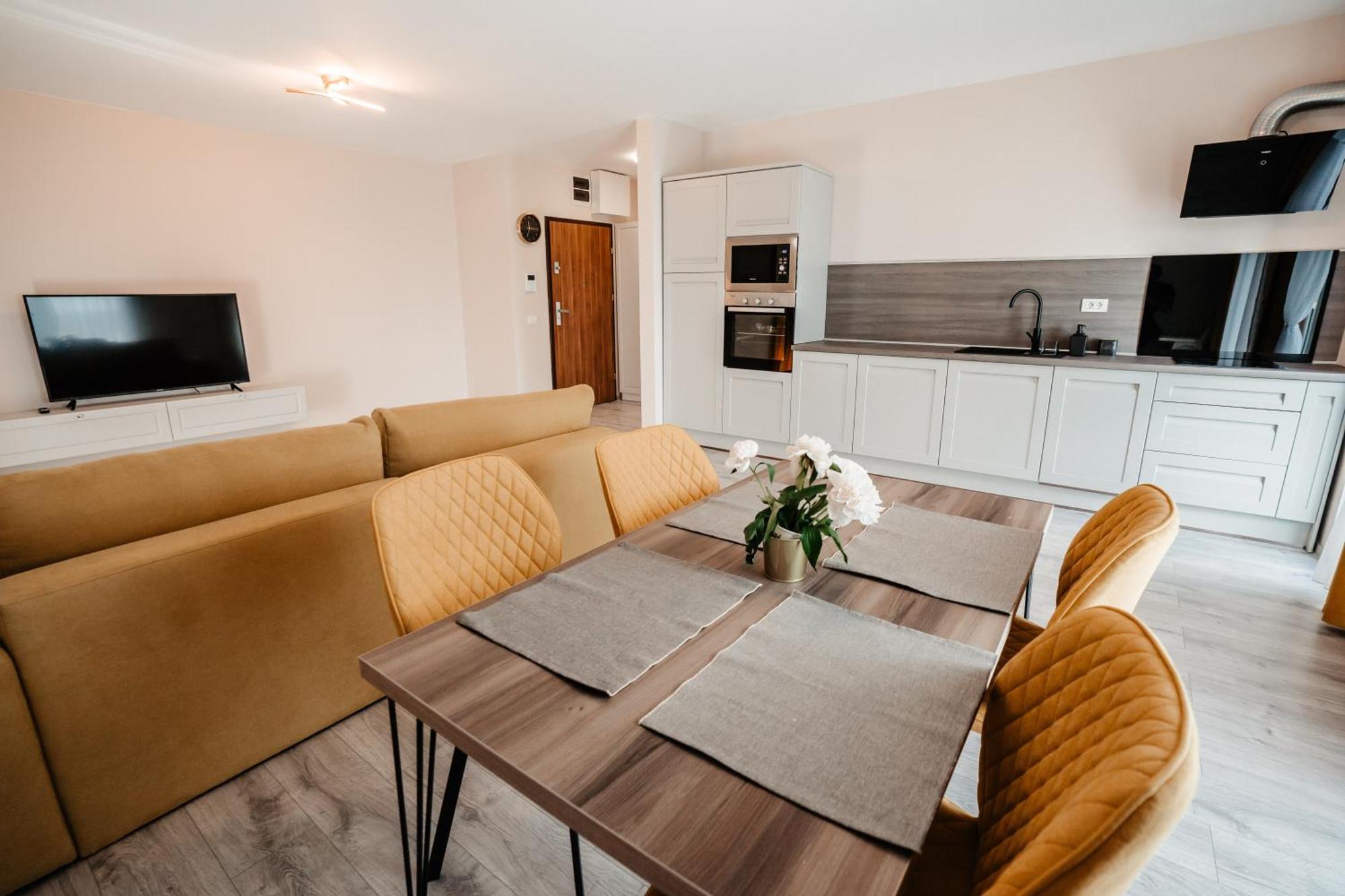 Sunrise View Apartment Oradea Exteriör bild
